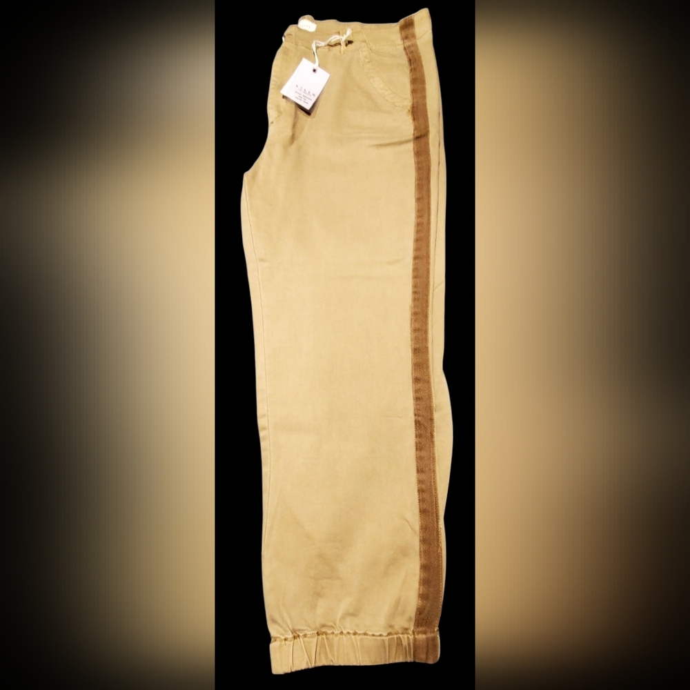 Risen Jeans Size 2X Denim Joggers